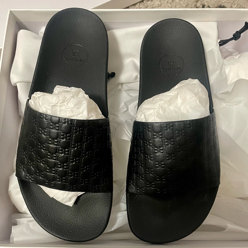 SOLD!!AUTHENTIC Balmain Leather Slides